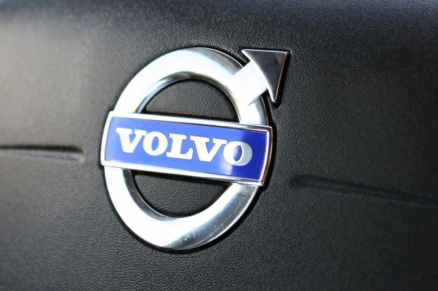  Volvo S60 T5 AWD 2013 года  (фото 22 из 40)